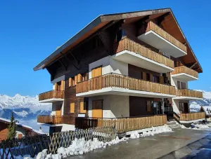Image of Modern Apartment With Views