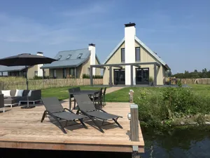 Image of Wellness lodge with a sunshower