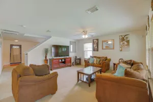 Image of 7 Mi to Downtown Baytown: Spacious Home w/ Yard
