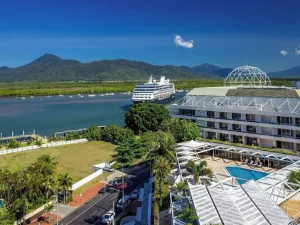 Image of Pullman Reef Hotel Casino
