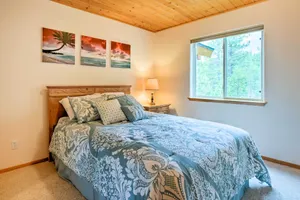 Image of Hot Tub Access, Near Skiing Tahoe Donner Cabin