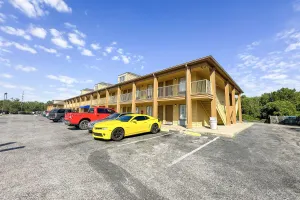 Image of Bonita Lakes Inn