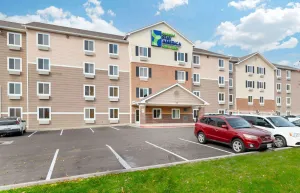 Image of Extended Stay America Select Suites - Kansas City - Stadium