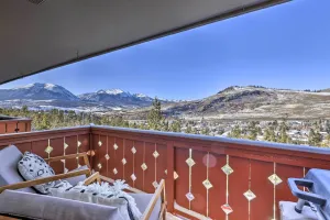 Image of 7 Mi to Keystone Mtn-View Abode with Deck!