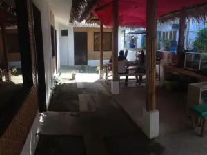 Image of Lola's Lodge