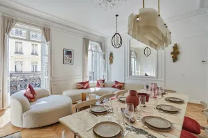 Image of Apartment Opera Vendome by Studio Prestige