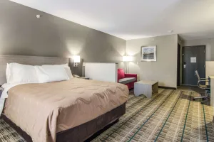 Image of Quality Inn & Suites Grove City-Outlet Mall