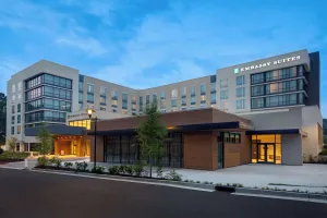 Image of Embassy Suites By Hilton Alpharetta Halcyon