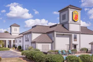 Image of Super 8 by Wyndham Greer/Spartanburg Area
