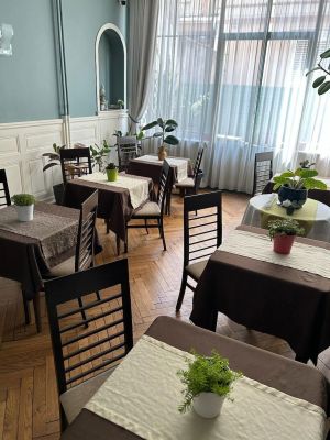 Image of Authentic by Balladins, Hôtel Le Carré d'Aix