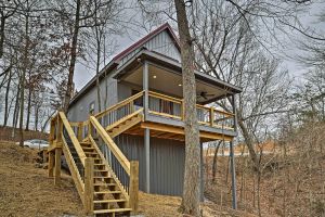 Image of Cozy East Bernstadt Cabin with Porch and Fishing Lake!