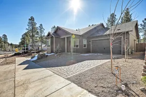 Image of Flagstaff Oasis with Hot Tub - 3 Mi to Downtown!