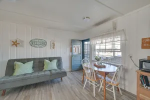 Image of Charming Hampton Home w/ Porch, Walk to Beach!