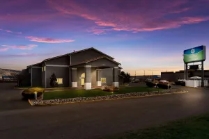 Image of SureStay Hotel by Best Western Grants