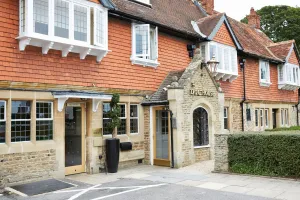 Image of Dog House by Chef & Brewer Collection