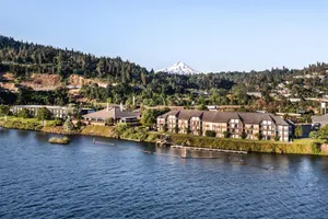 Image of Best Western Plus Hood River Inn