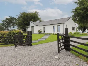 Image of Shannon Vale