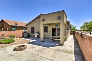 Image of Sahuarita Retreat with Grill about 24 Mi to Tucson!