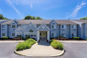 Image of Microtel Inn & Suites by Wyndham Bethel/Danbury
