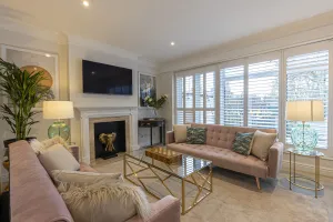 Image of Chelsea Townhouse with Roof Terrace & Parking