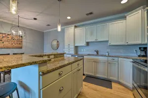 Image of Grand Haven Condo Walk to Lake and Pool Access!