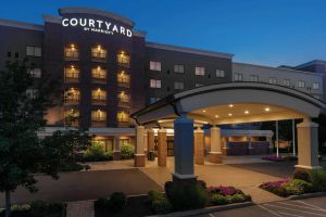 Image of Courtyard by Marriott Buffalo Airport