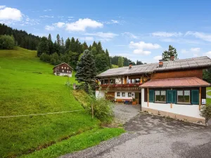 Image of Vintage Holiday Home near Ski Area