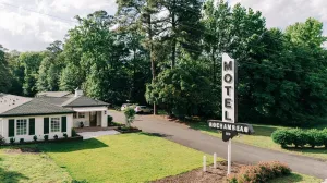 Image of Rochambeau Roadside Inn