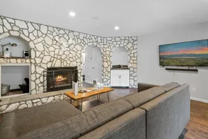 Image of Bear Retreat - Modern location within walking distance to Snow Summit with a private hot tub!