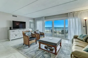 Image of 445 Amelia by the Sea condo