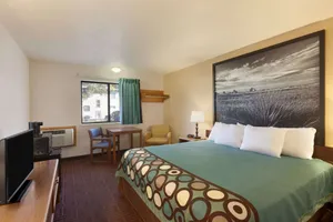 Image of Super 8 By Wyndham Wall
