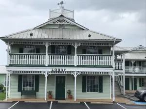 Image of Deluxe Inn And Suites