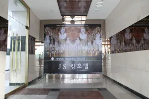 Image of King Hotel