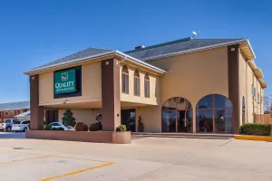 Image of Quality Inn & Suites Owasso US-169