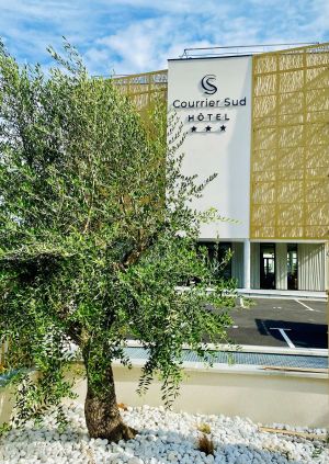 Image of COURRIER SUD