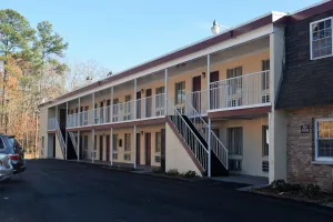 Image of Fort Eustis Inn