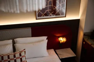 Image of Hotel Morris Sydney, Handwritten Collection