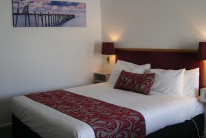 Image of SureStay Hotel by Best Western The Clarence on Melville