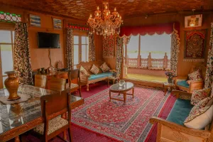 Image of Golden Flower Heritage Houseboats