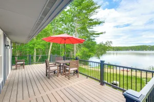 Image of Stunning Sterling Sanctuary: Unwind on the Water!