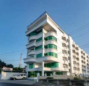 Image of Hotel Staar World