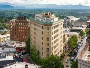 Image of The Flat Iron Hotel