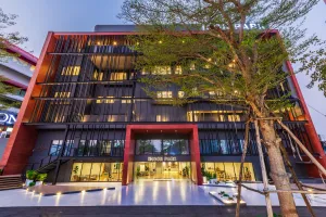 Image of Icon Park Hotel, Chiang Mai- SHA Extra Plus