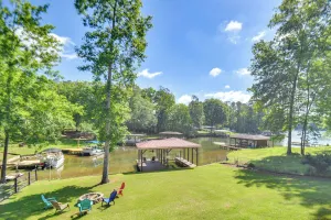 Image of Private Dock: Pet-friendly Home on Lake Sinclair