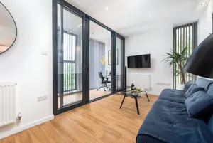 Image of Modern Kingston Home Close to Hampton Court Palace by Underthedoormat