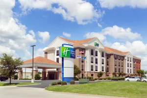 Image of Holiday Inn Express Hotel & Suites Shawnee I-40 by IHG
