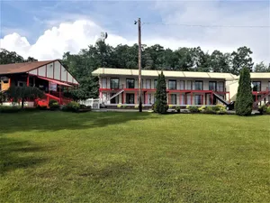 Image of Econo Lodge Inn & Suites Lake Harmony - Pocono Mountains Area
