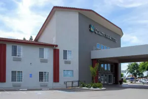 Image of Quality Inn & Suites Fresno Northwest