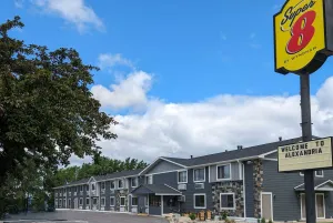 Image of Super 8 by Wyndham Alexandria MN