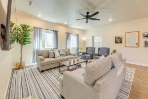 Image of Family-friendly Florence Home: 3 Mi to the Coast!
